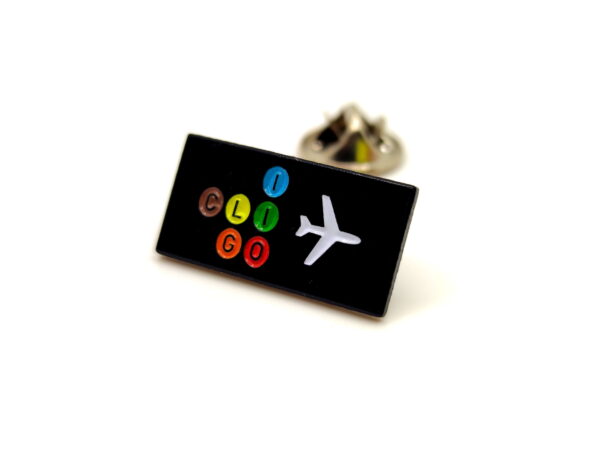 Emaille-Pins mit individuellem Logo